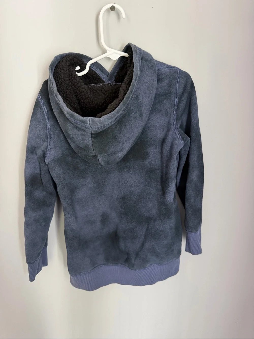 OshKosh B’gosh Boys 7/7A Blue Tie Dye Sherpa Lined Hoodie Pullover
